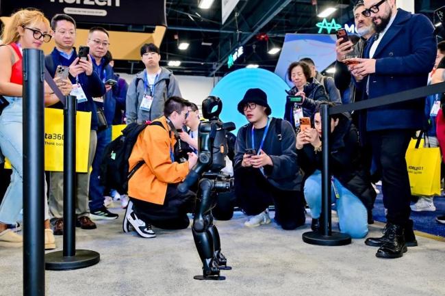 稚晖君团队开启“个人机器人”时代