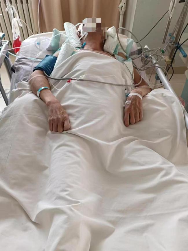 男子右脑出血被医生开左脑 医疗失误引发家庭悲剧
