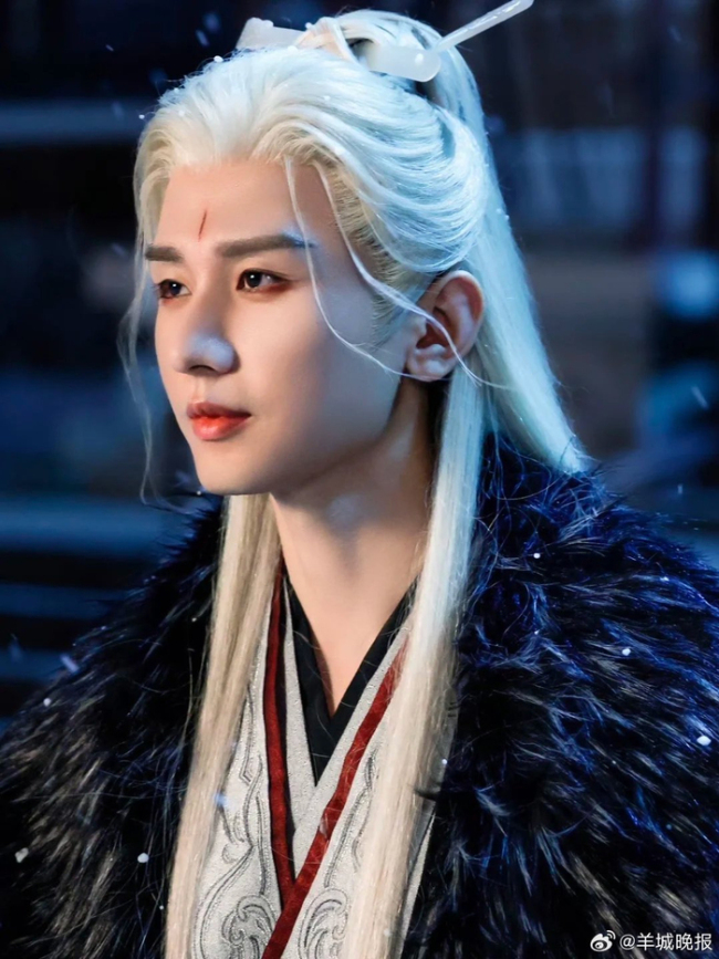 周深2025男歌手口碑热度双第一 领跑年度榜单