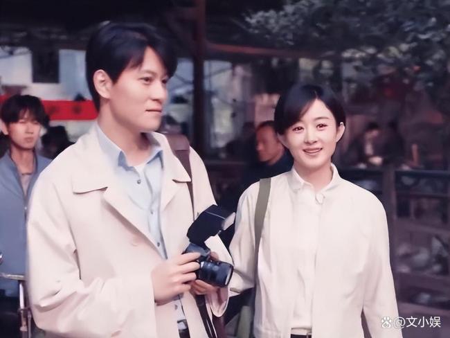 赵丽颖玩弄秦俊杰是东谈主形挪动录像机 戏里戏外都成焦点