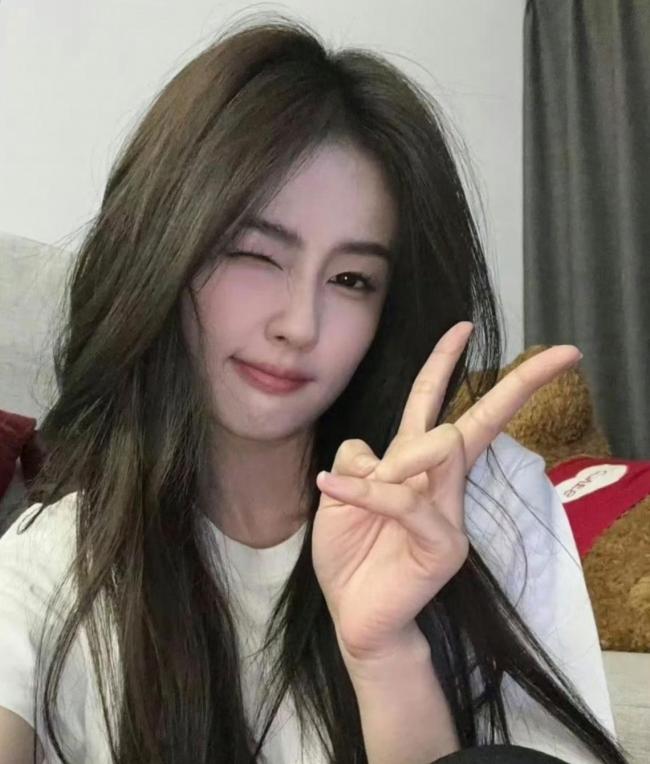 考古宋威龙 青涩旧照引回忆杀