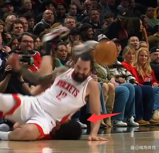 杨瀚森被坐到头部 拼搏获得尊重