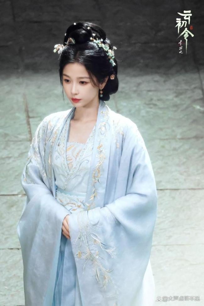 云初令 虞书欣造型突破引热议