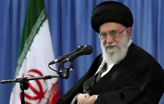 伊朗总统称正全力根除腐败改善民生 面临严峻内政危机