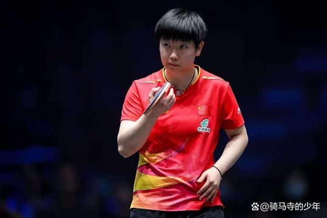 令人动容！42岁韩莹爆冷击败王曼昱 接受采访满眼泪光：我已拼尽全力 国乒警钟响起