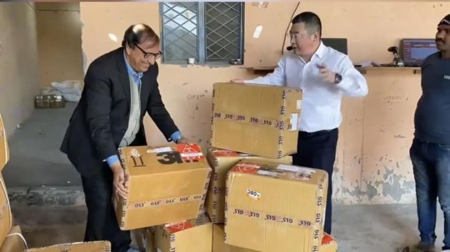 《我不是药神》原型陆勇重返印度 病友心中的“药侠”再出发