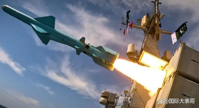 巴基斯坦军演试射中国产导弹 展示防空新实力