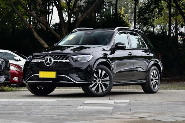 实探奔驰多款车型优惠超10万