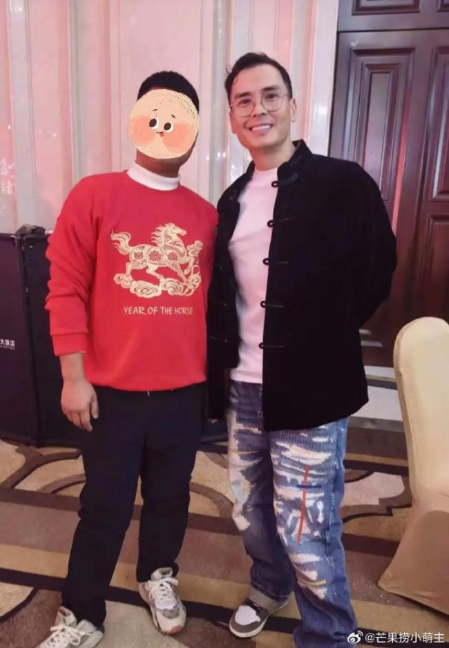 张柏芝二弟近照曝光 壮硕身形引热议