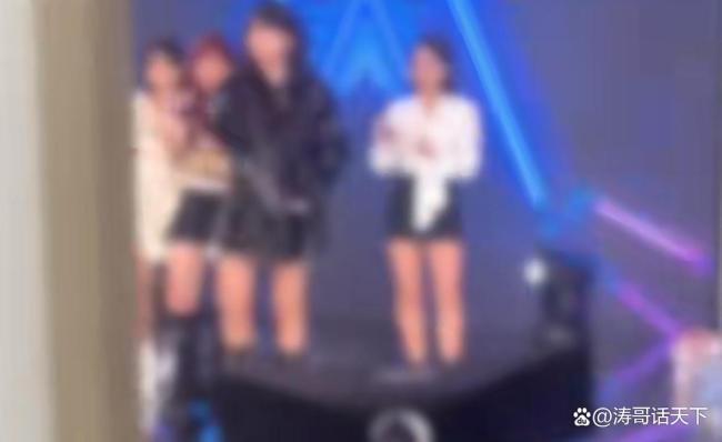 16岁主播1个月赚1377元遭索赔12万 未成年签约陷阱