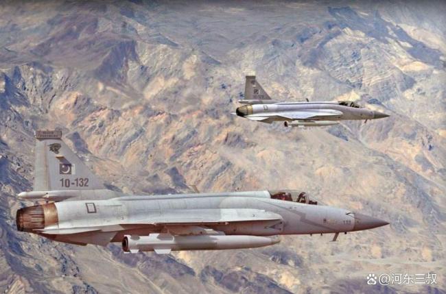 为何枭龙比歼10C更受国际市场欢迎 性价比之王引发抢购热潮