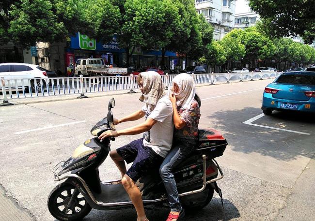 电动车都出来上班了 女性通勤新遴荐