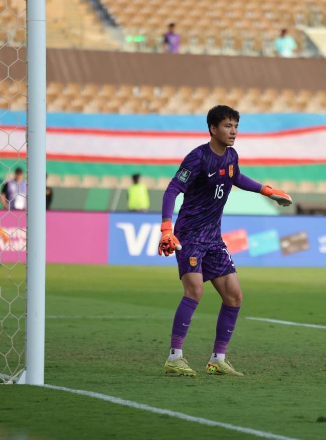 乌兹别克斯坦U23主帅点名夸赞李昊 点球大战立功