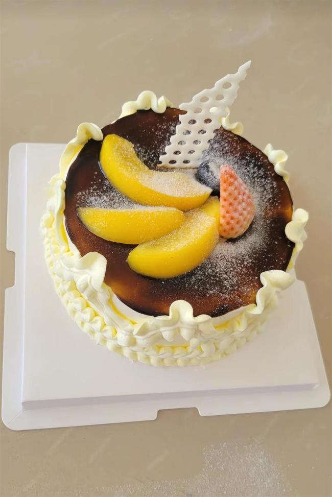 10元4寸蛋糕店因订单太多暂停营业 爆火后暂时休整