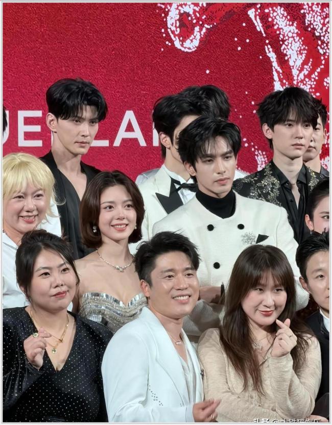 骄阳似我庆功宴是婚礼的场地 顶奢级催婚现场