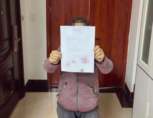 呼和浩特警方查处一起违规养犬案件