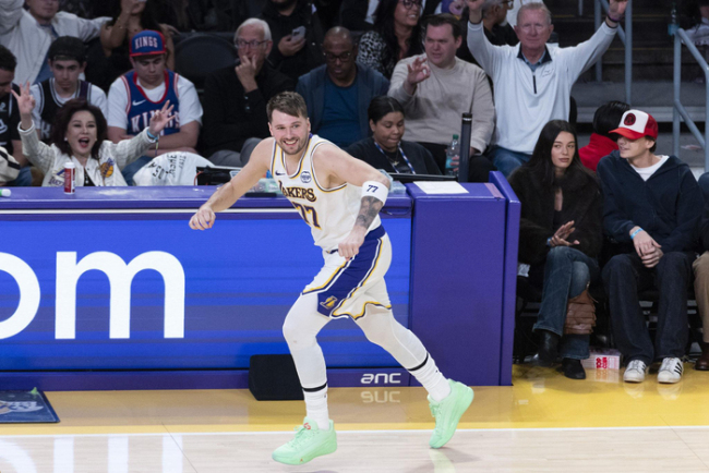 东契奇谈湖东谈主将迎八连客