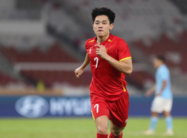 越媒：中国队只是防守强 越南会轻松取胜 进攻乏力成短板