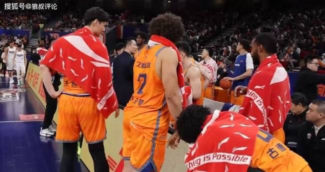 卢伟：这场胜利献给王哲林生日 古德温赛前不舒服吃止疼药上场很感动 古德温24分率队取胜