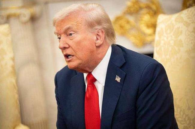 媒体：特朗普的奏效清单写满“抢钱” 公共转向中国互助