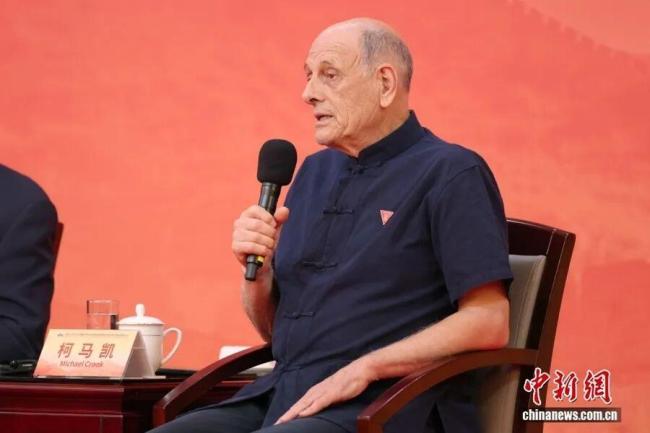 柯马凯：感谢父母把我生在中国 家族情缘延续数代