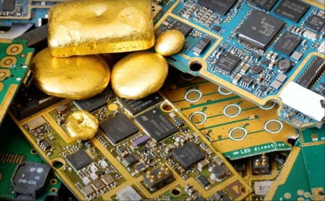 用SIM卡炼出191克黄金？当事人回应 澄清误解