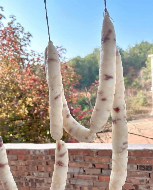 网友晒“九肥一瘦”比例香肠