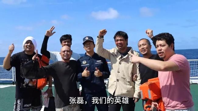 直击中国海警移交菲籍遇险船员现场