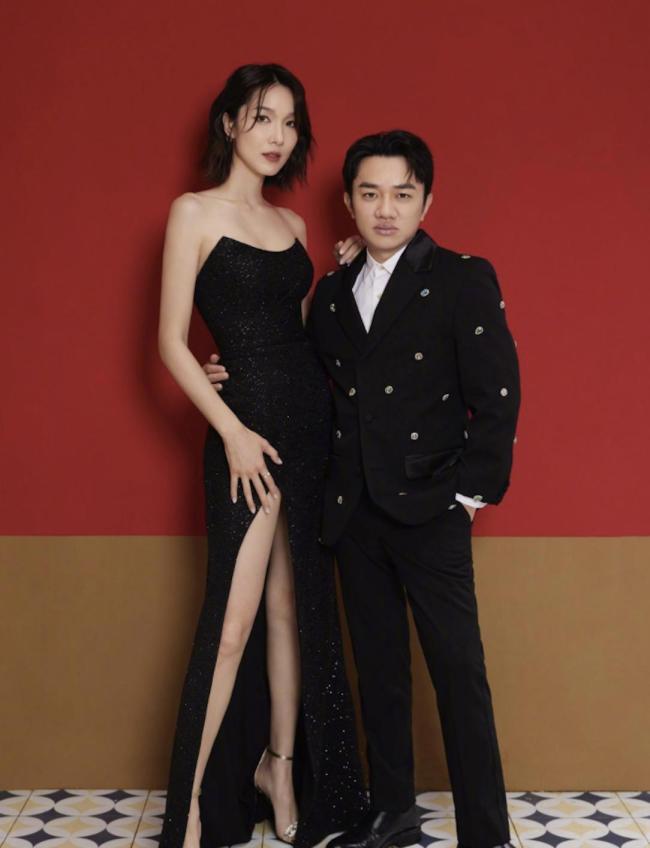 王祖蓝说香港艺人管理模式落后 内地发展重心不变