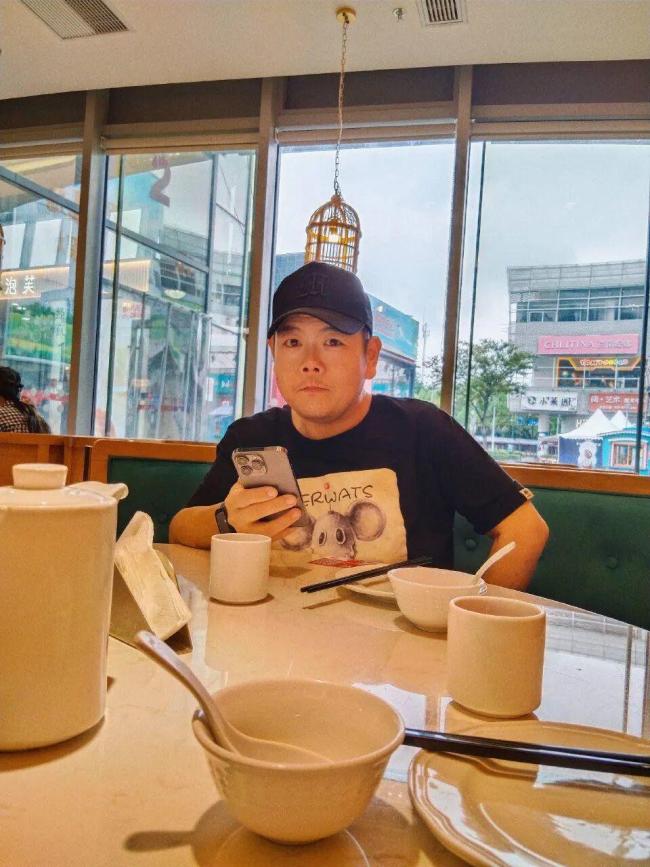 “网红小胖”已结婚生子 从网络红人到平凡生活