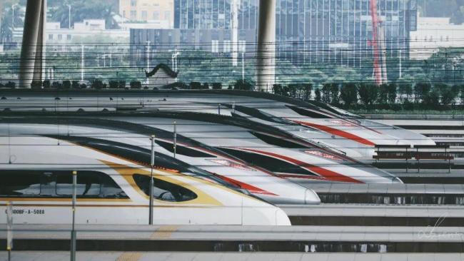 京沪高铁再提速 抢走坐飞机的打工人 最强牛马专列升级