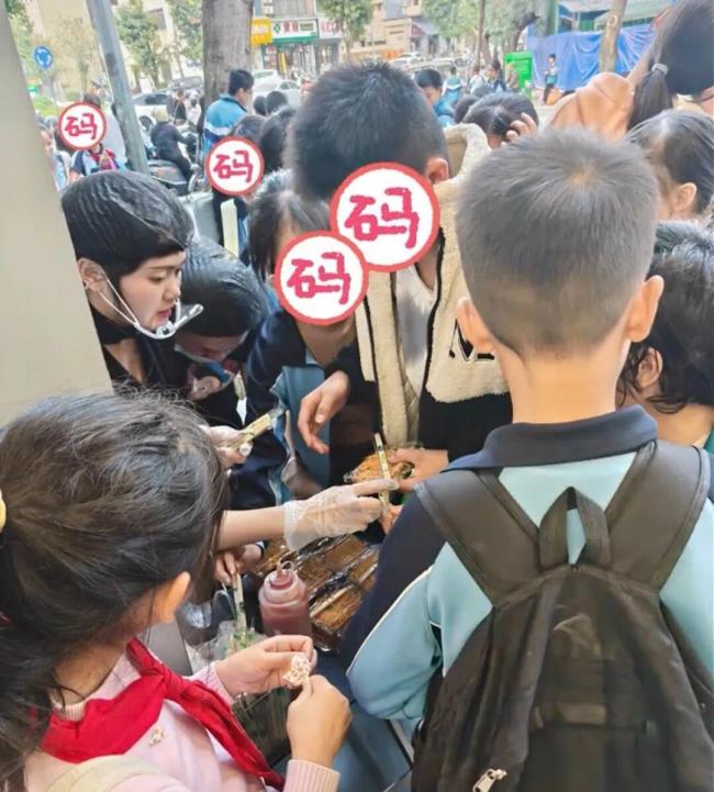 网红肥娟夫妇自曝小吃店利润惨淡 经营压力大考虑外出上班