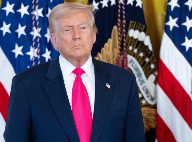 英国首相斯塔默现身北京三里屯 非正式外交破冰