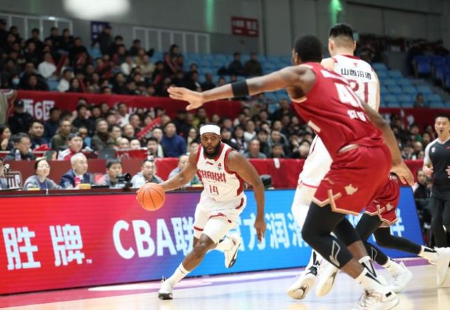 重返前八!浙江3连胜大胜送山西4连败 吴前11分于米提17 4三分 团队攻势显威