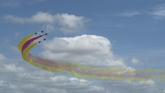 八一遨游饰演队在新加坡相宜性测验 备战第十届航展