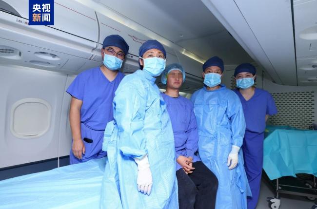 全国首个"飞机医院"获准执业 开启航空医疗新篇章