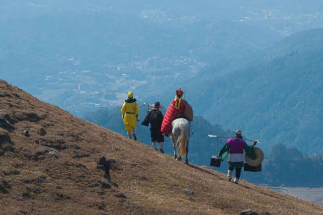 一群广西村民拍出大话西游 草根创意走红网络