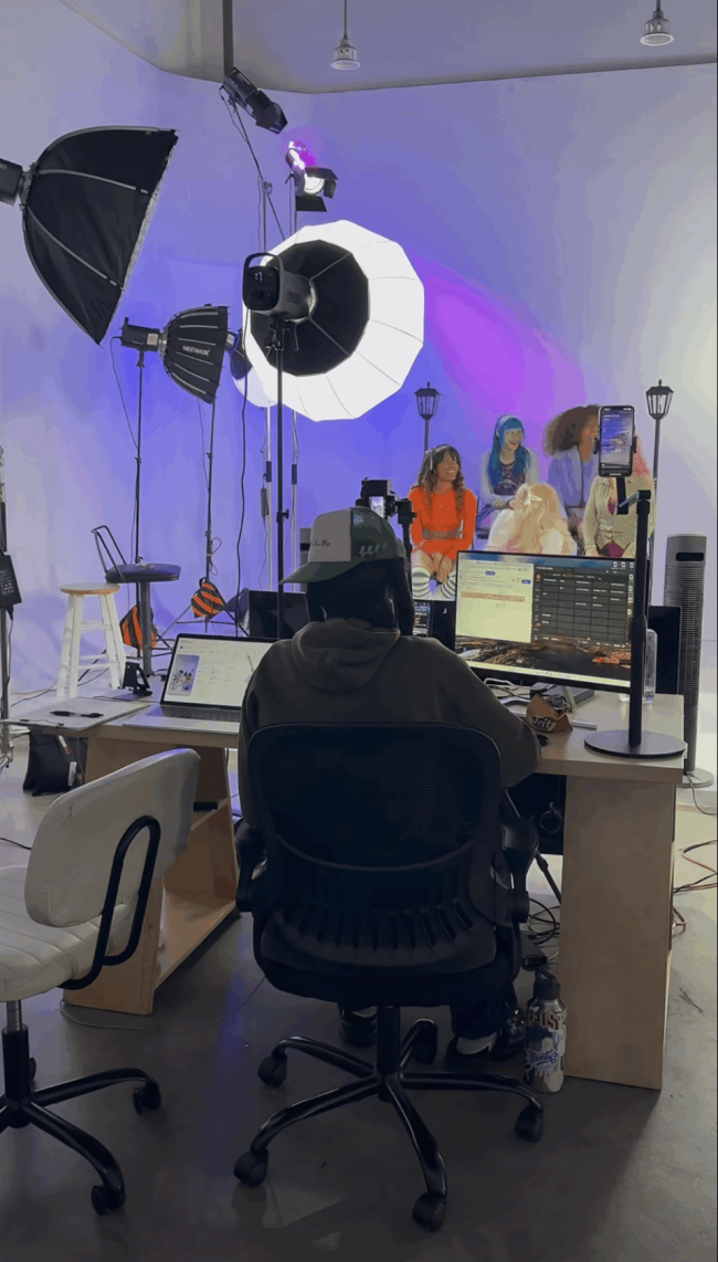 ���˺��������Ų��������������� ƽ����Ů���ڱ�