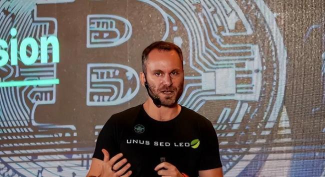 骤然暴跌！金价整夜挥发3500元 华尔街半夜“割韭菜”