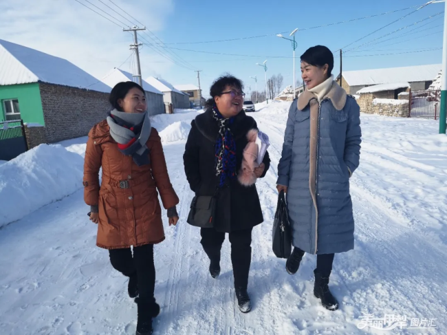 75平方米展厅记录贺娇龙爱民一生 生平事迹与奉献精神永存