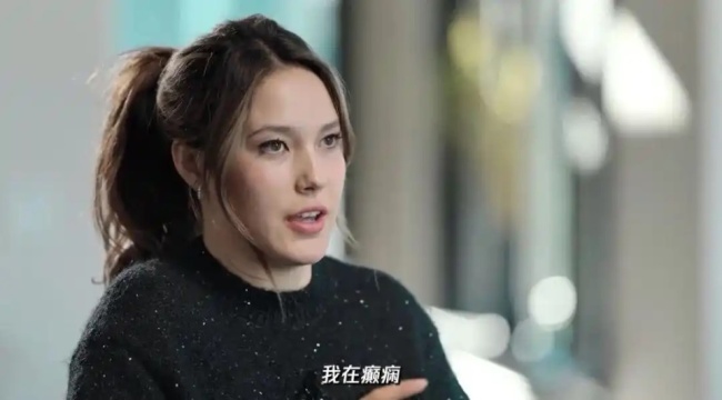 谷爱凌摔伤后差点醒不外来，经受采访时称缅念念因伤退赛被诬陷为怕输！ 脑触动休克五分钟着实丧命