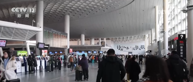 AI巡检 服务升级“组合拳”就位 护航旅客平安返乡