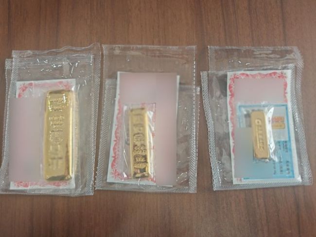 女子险将350克黄金送给骗子 警方及时拦截