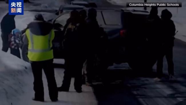 美法官下令释放明州被拘5岁男孩 移民政策引争议