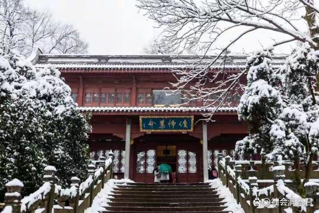 灵隐寺被38万鸽王上了一课 新规整治预约乱象