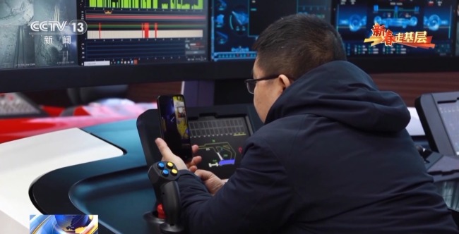 到采煤一线 看奋斗在井下400米深处的“青春力量”