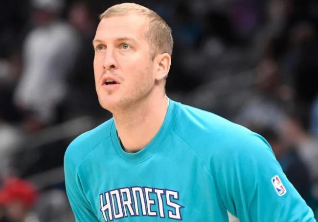 一夜七大交易！浓眉4换9加盟奇才 保罗被快船送走 麦凯恩去雷霆 NBA转会市场大洗牌