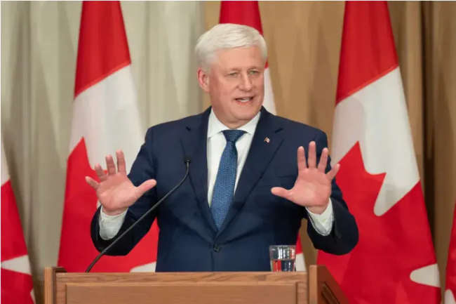 加两任前总理同台炮轰特朗普 捍卫国家主权