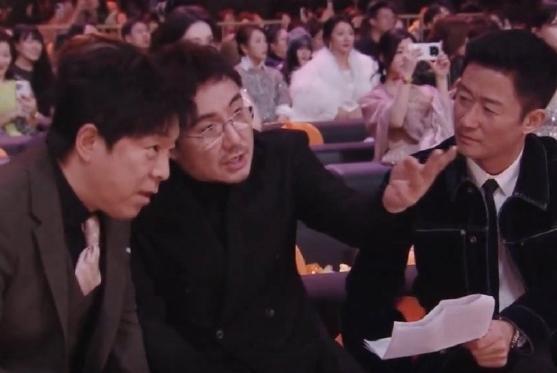 黄渤沈腾吴京 东说念主老了作念什么王人心酸 不要苛刻老东说念主成热梗