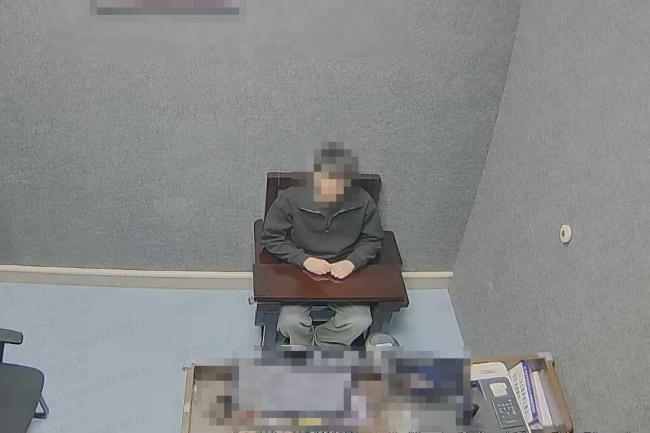 警方谈男子倒刷锅水淋到邻居 高空抛物首例处罚